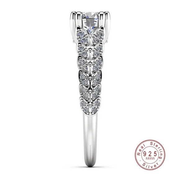 Ladies Engagement Ring 925 Sterling Silver. - Picture 2 of 3